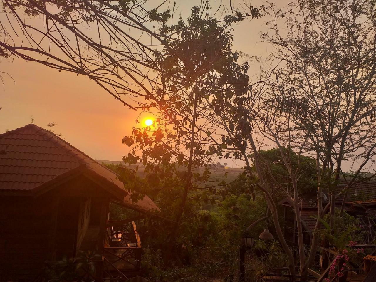 Nature House Eco-Lodge& Trekking รัตนคีรี ภายนอก รูปภาพ